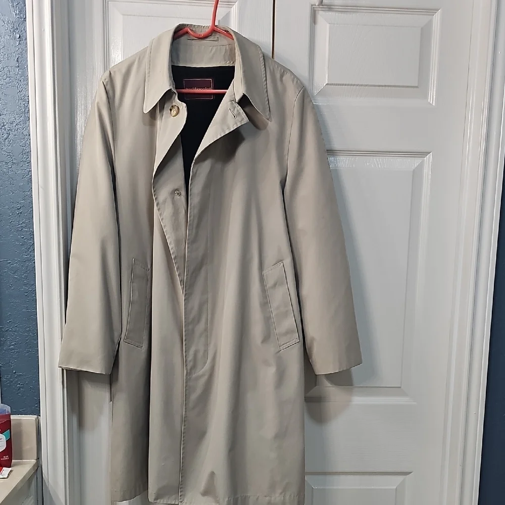 Vintage Traditionalist 44REG Classic Style Removeable Faux Fur Trench Coat